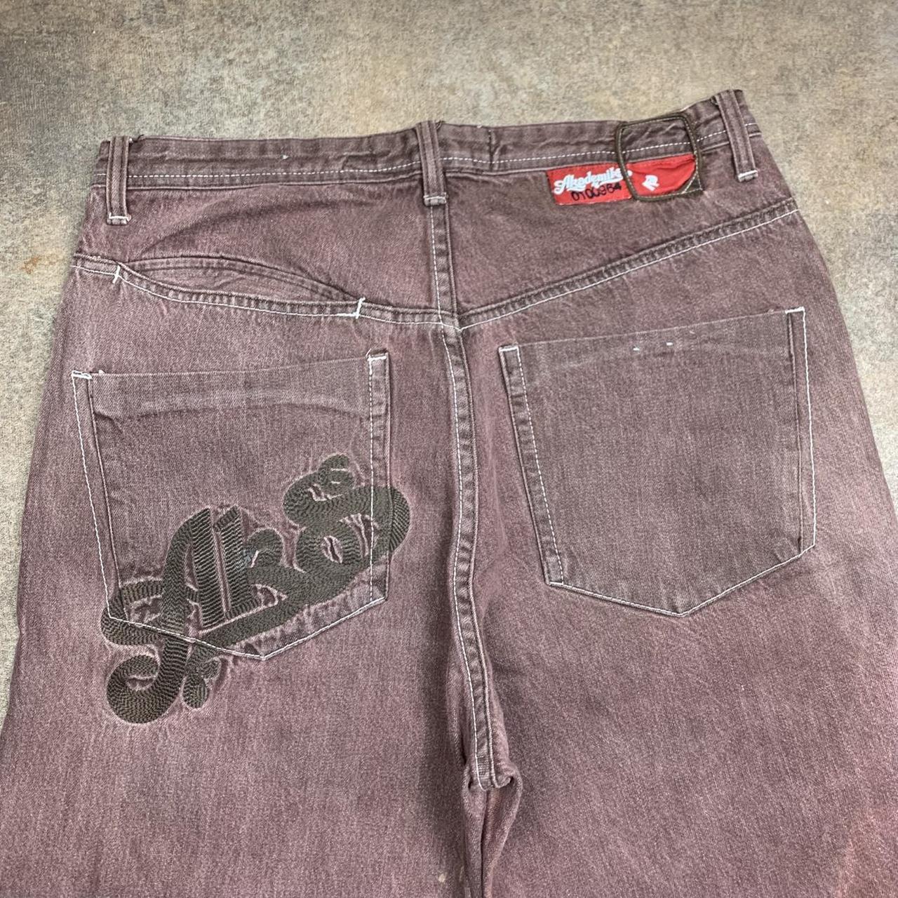 Akademiks 90s baggy graphic maroon denim jeans