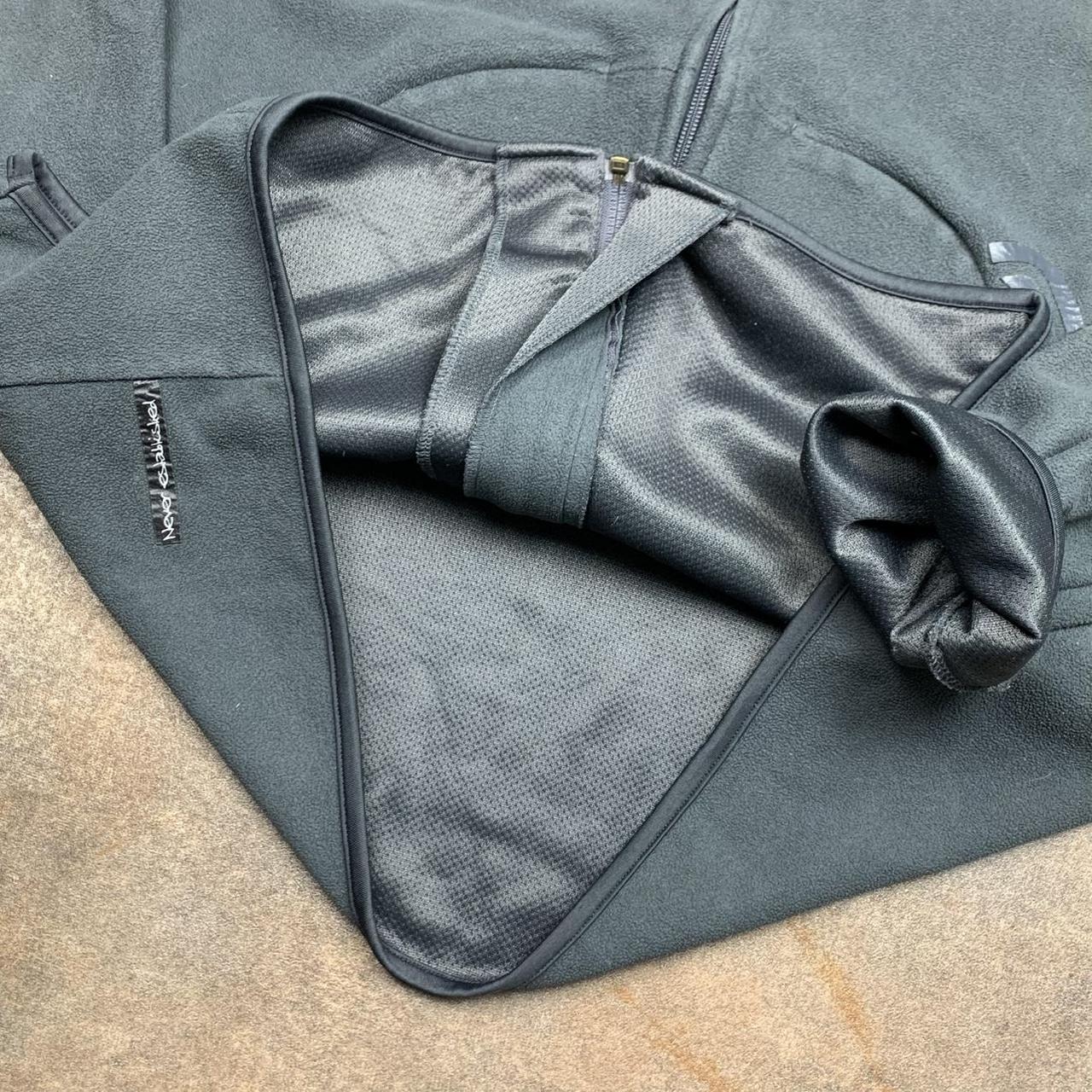 Billabong 00s graphic fleece (L)
