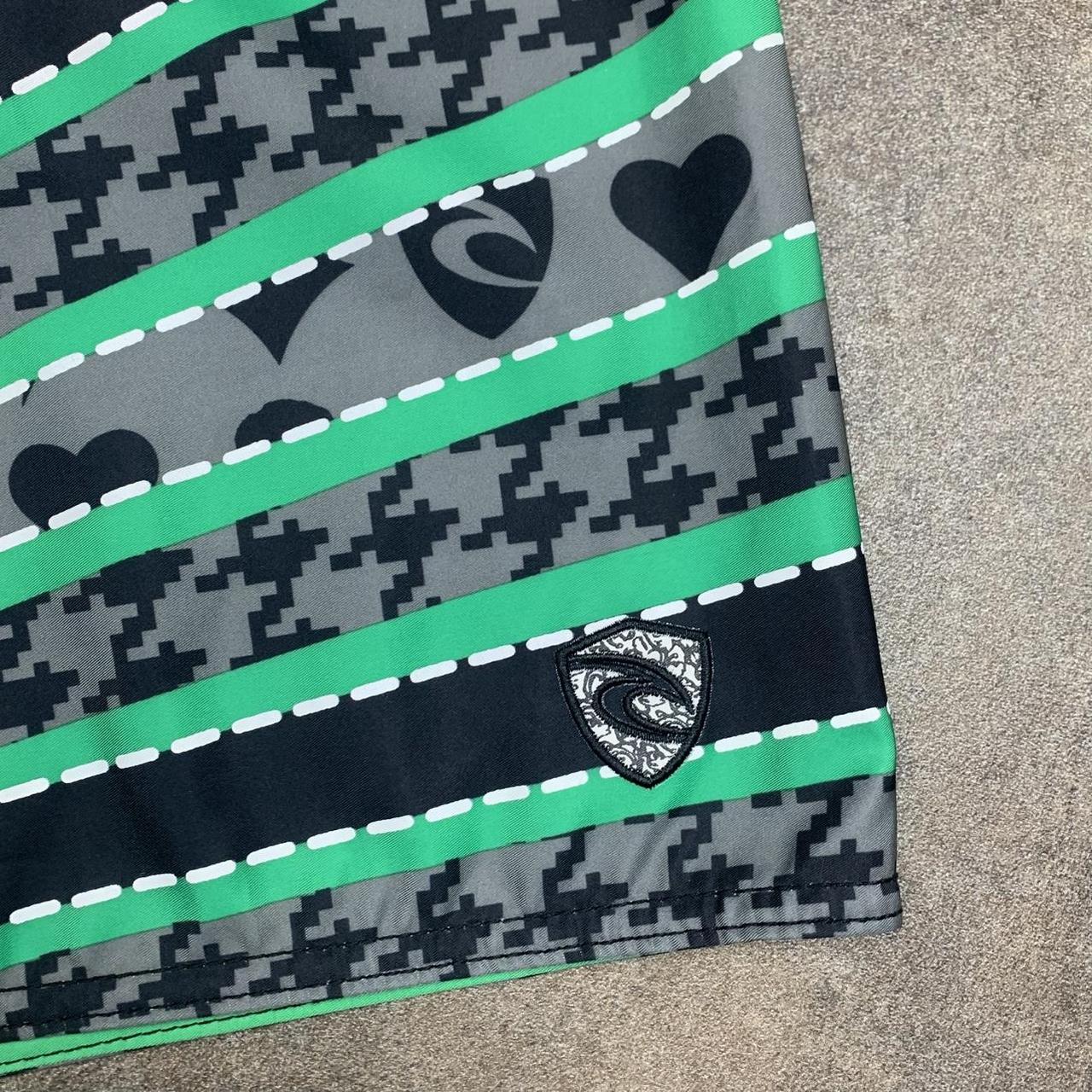 Rip Curl 00s black green baggy boardshorts