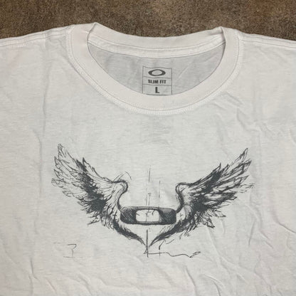 Oakley Flying Tiger 00s white graphic tee