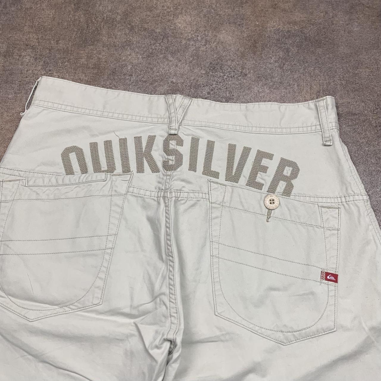 Quiksilver 00s baggy graphic jorts (36")