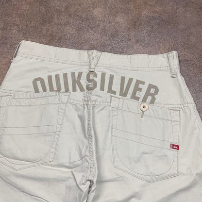 Quiksilver 00s baggy graphic jorts (36")