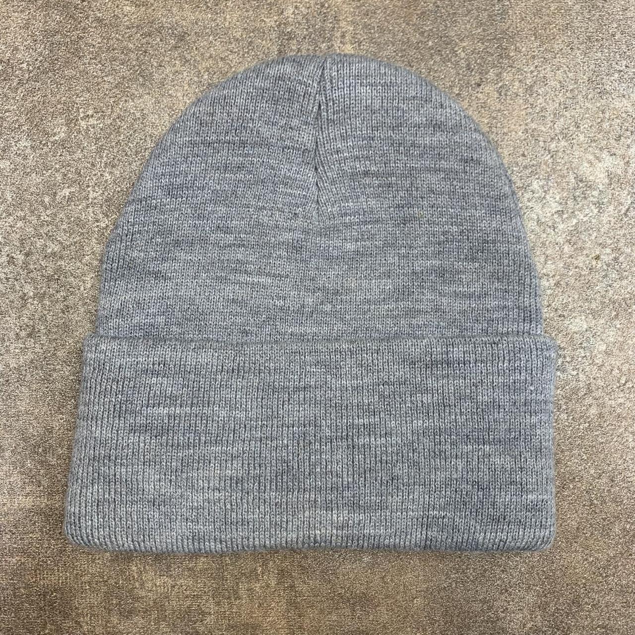Carhartt W.I.P light grey logo beanie