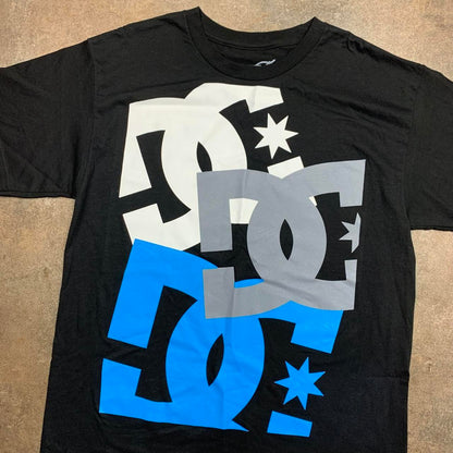 DC Shoes 00s graphic black grunge tee