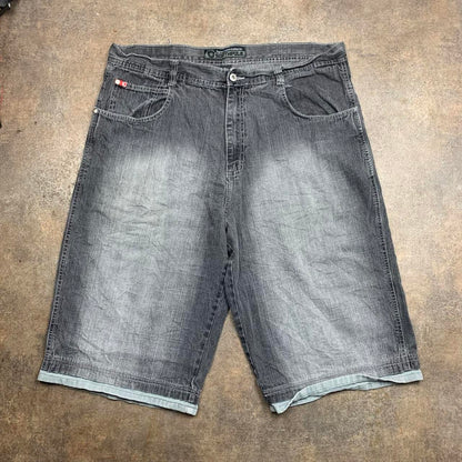 Southpole 00s red tab baggy jorts (40")
