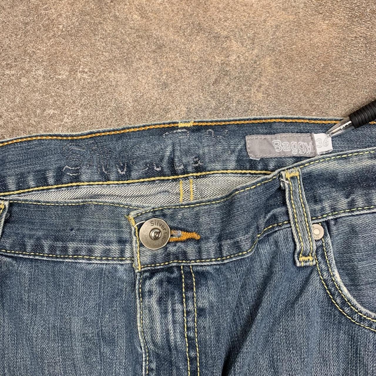 Levi’s Silvertab 00s baggy jorts (36")