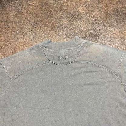 Oakley Software 00s light grey long sleeve tee