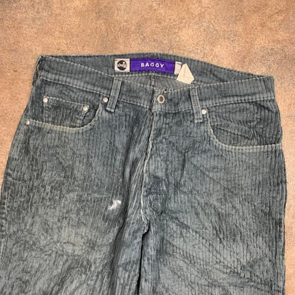 Levi’s Silvertab 00s baggy corduroy grey jeans