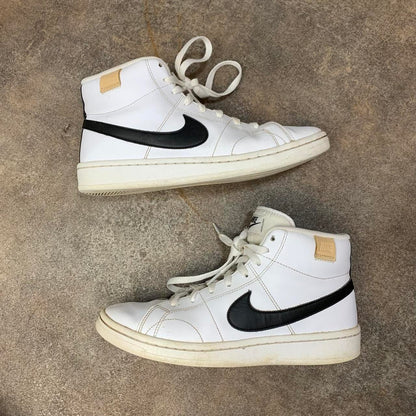 Nike 00s Court Royale white black trainers