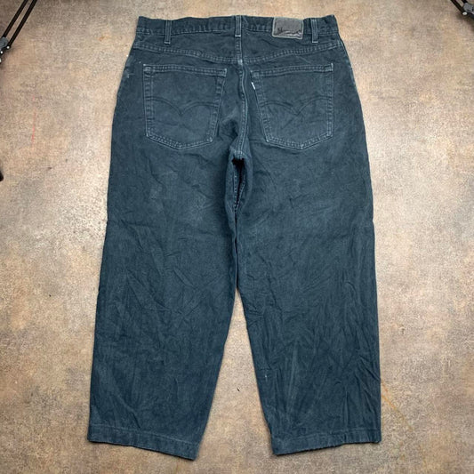 Levi’s Silvertab 90s baggy black denim jeans