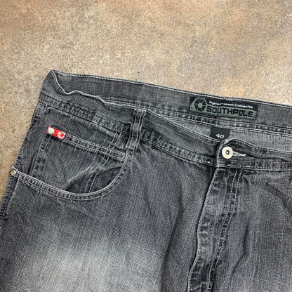 Southpole 00s red tab baggy jorts (40")