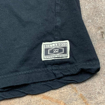 Billabong 00s graphic black grunge tee