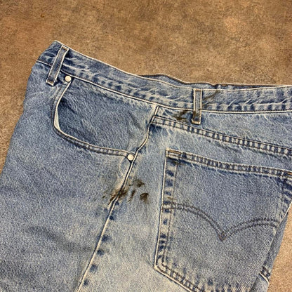 Levi’s Silvertab 00s baggy washed light blue denim jorts