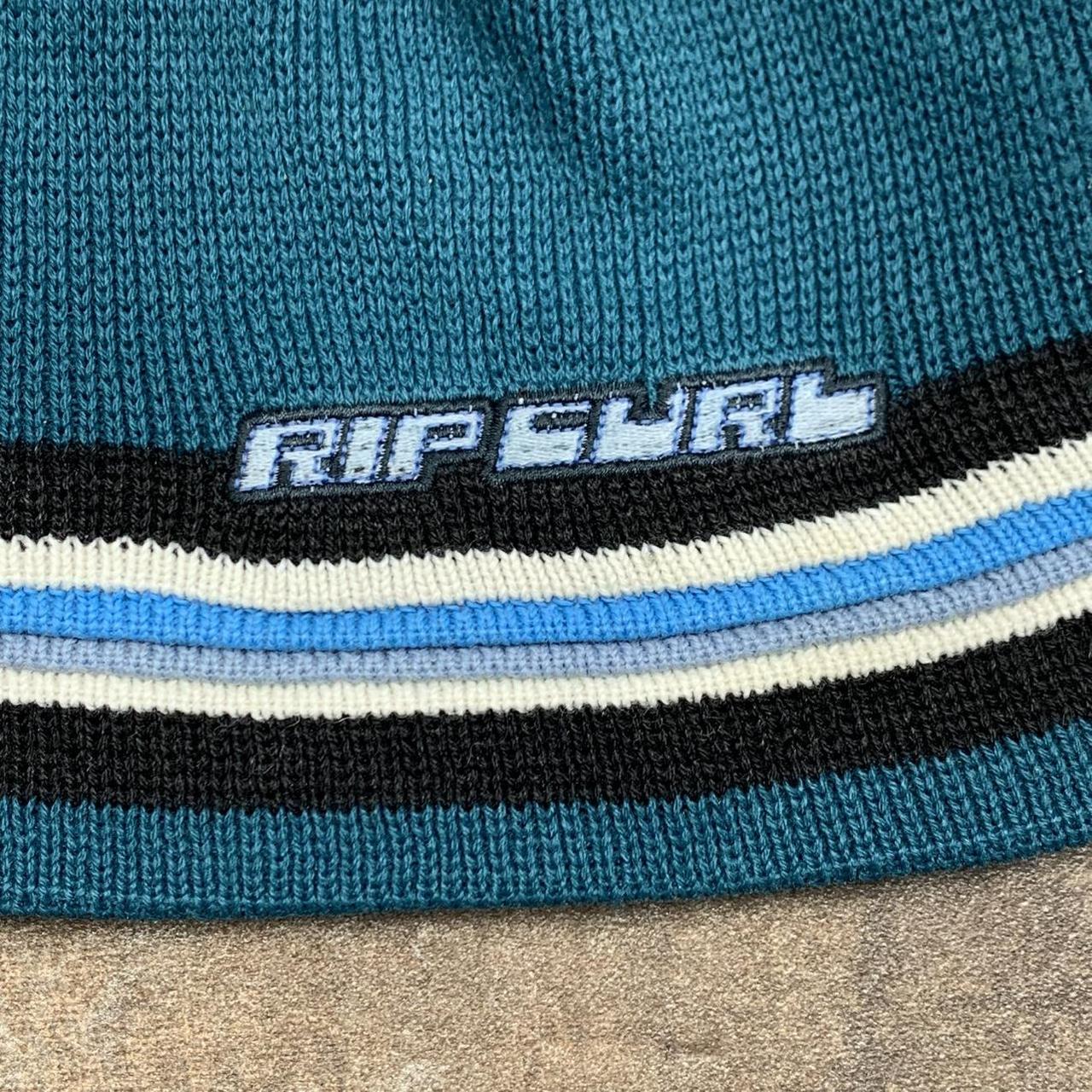 Rip Curl 90s graphic blue skully beanie