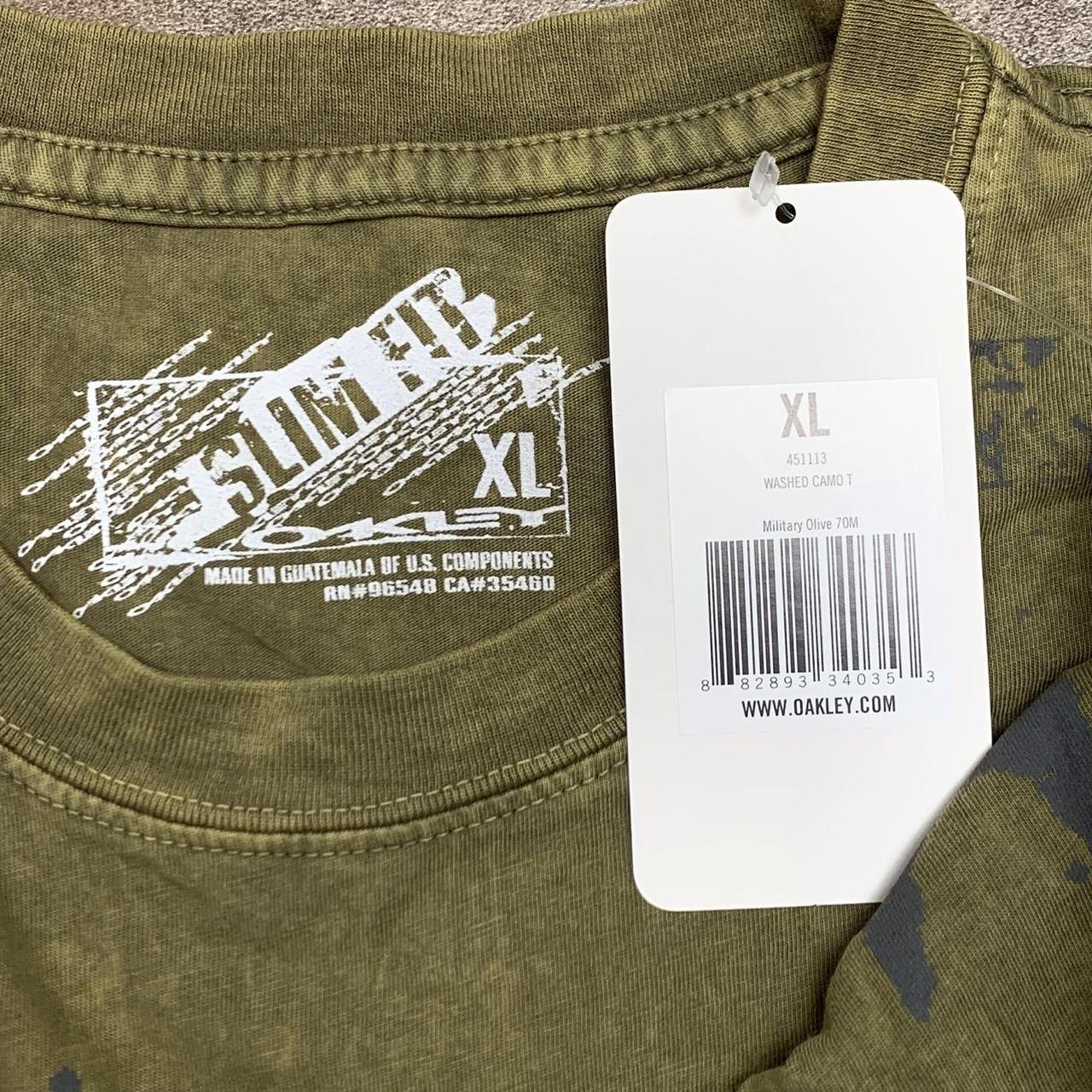 Oakley 00s khaki grey camo graphic tee