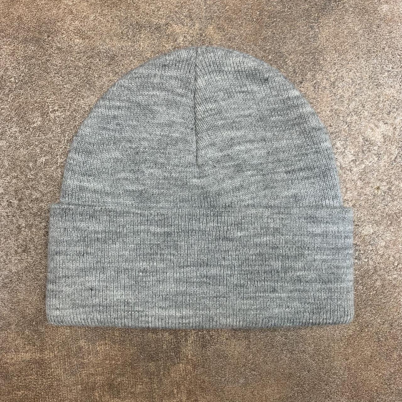 Carhartt W.I.P light grey logo beanie