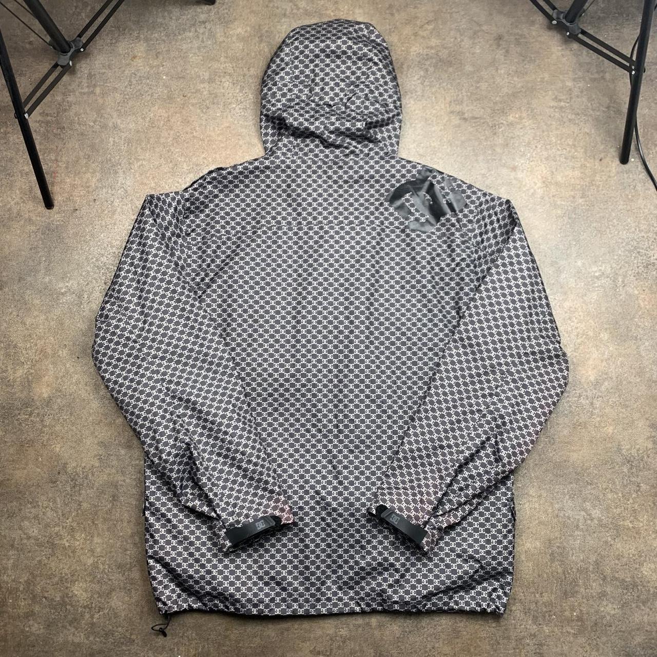 DC Shoes 00s graphic checked grey ski jacket