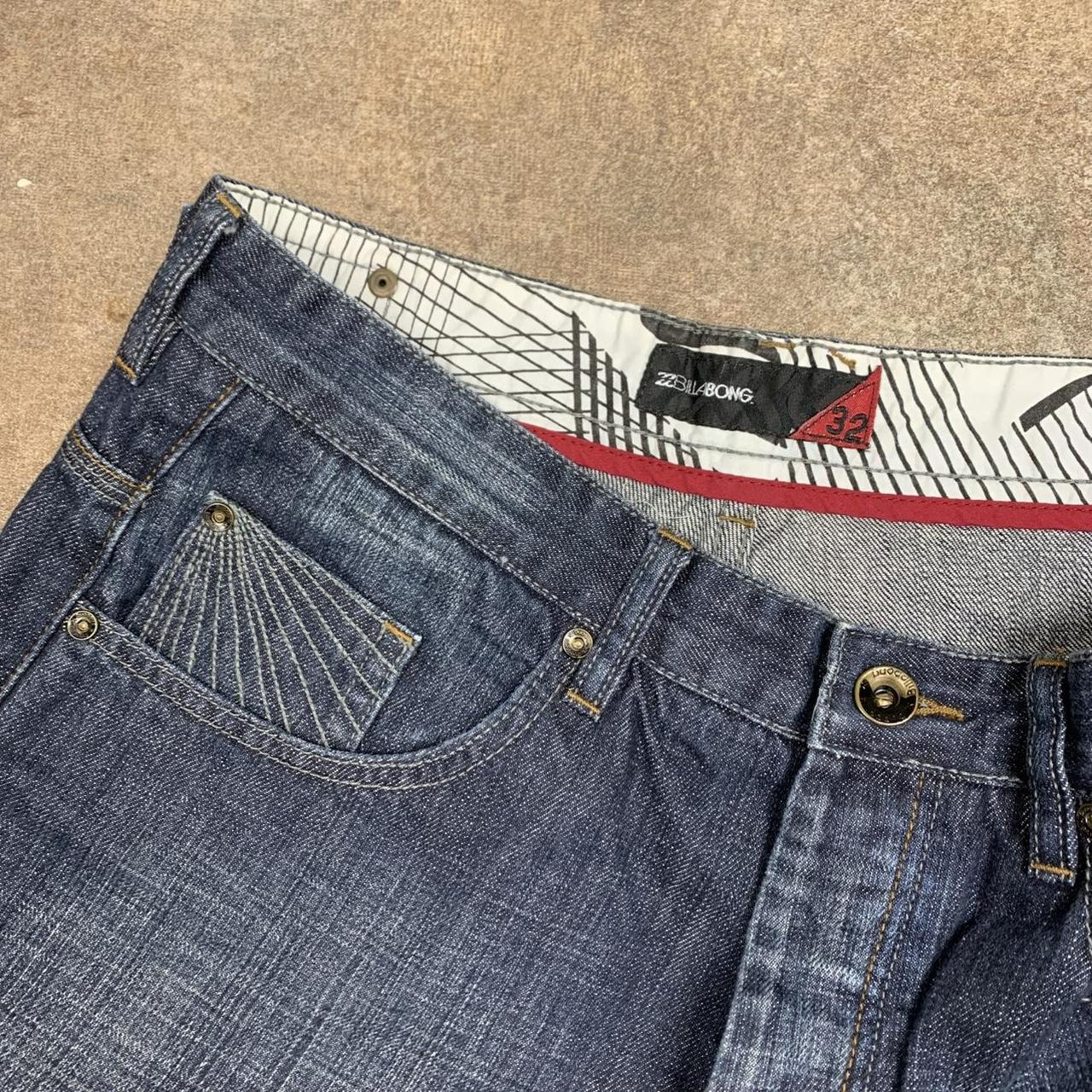 Billabong 00s graphic navy baggy denim jorts