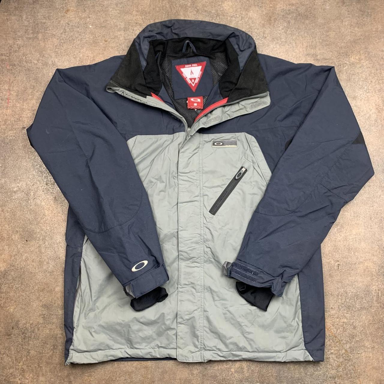 Oakley Software Road Fuel 90s utilised ski jacket