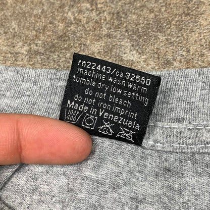 Quiksilver 90s grey blue graphic boxy tee