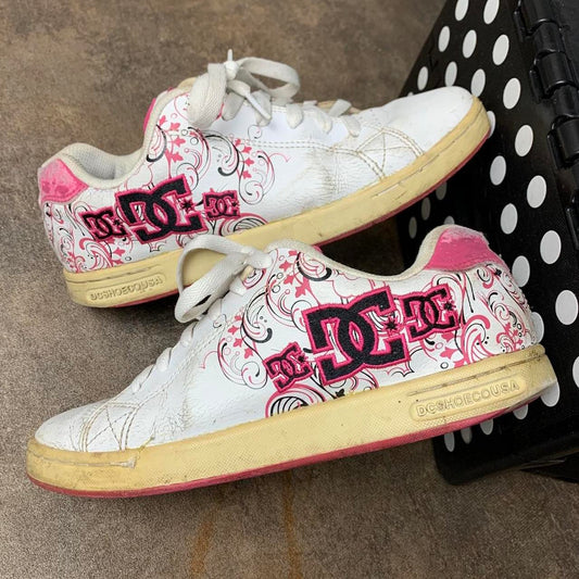 DC Shoes Pixie 00s white pink graphic trainers