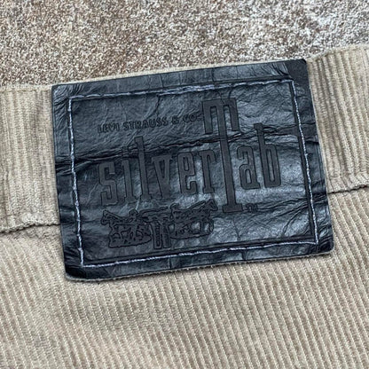 Levi’s Silvertab 90s baggy corduroy cream cargo jeans
