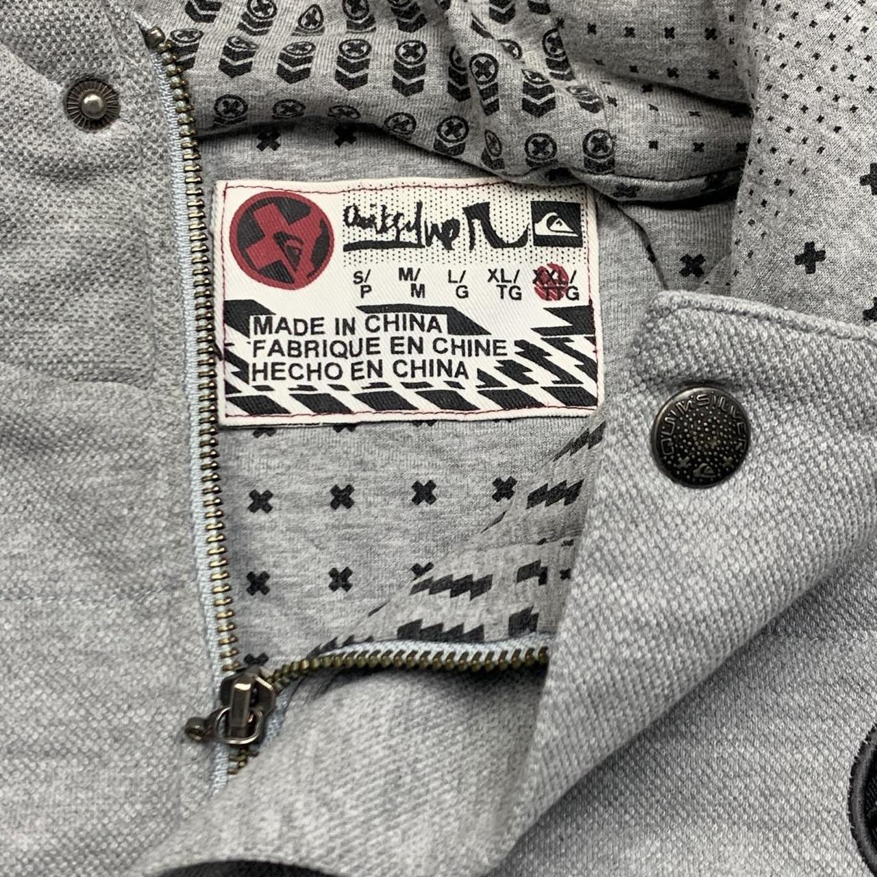Quiksilver 00s light grey boxy zip hoodie