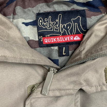 Quiksilver 00s cream camo technical utilised coat