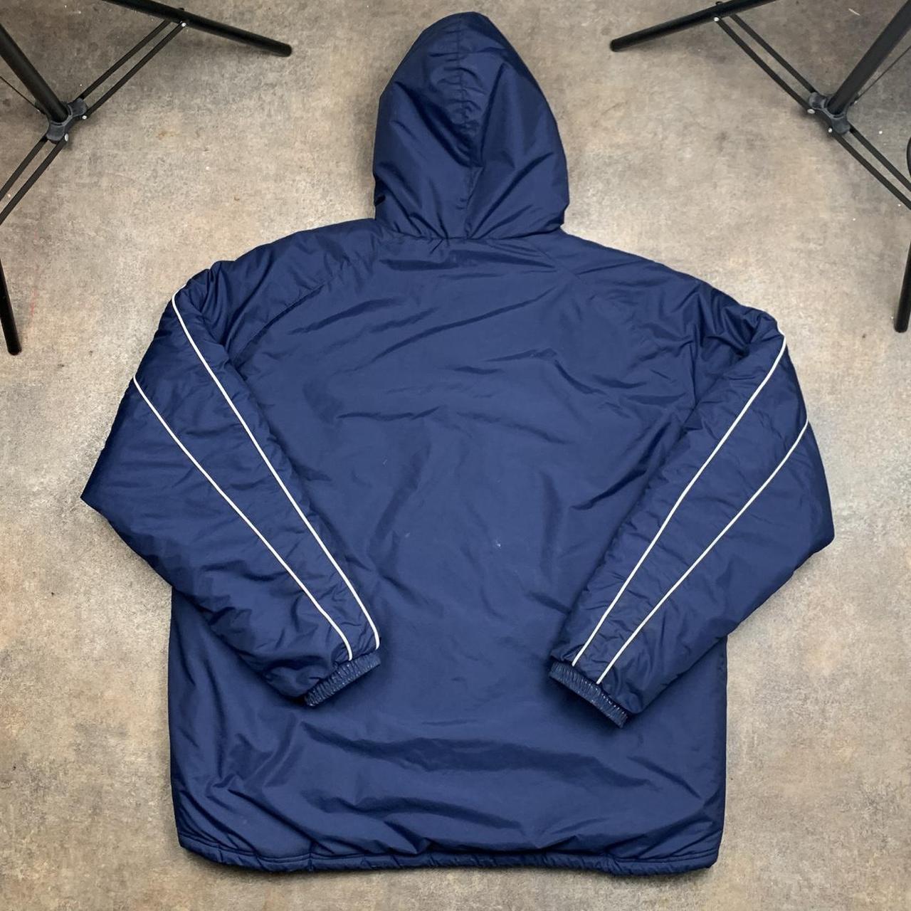 Nike 00s navy white puffer jacket