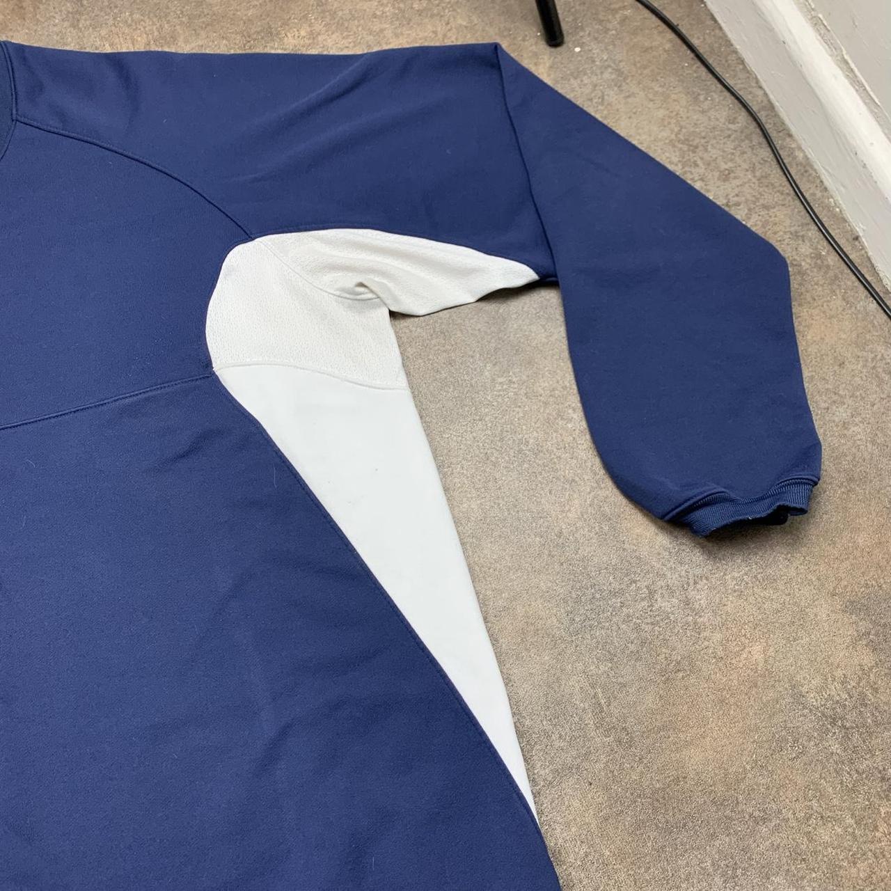 Nike 00s Shield navy white graphic sweatshirt
