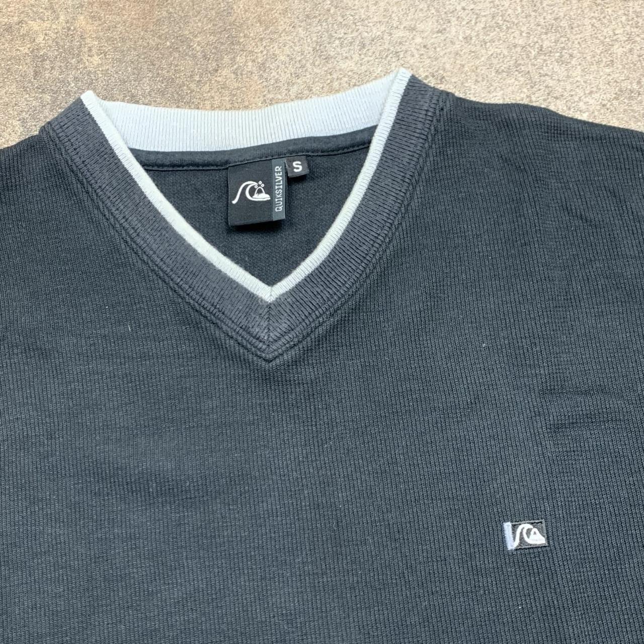 Quiksilver 90s black knit v-neck sweater