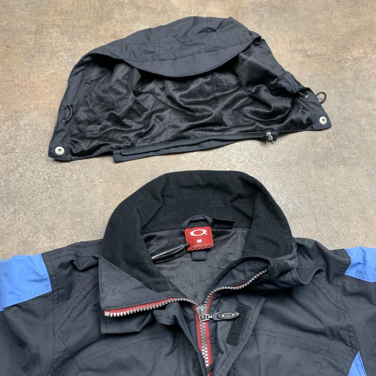 Oakley Software 00s black blue utilised ski jacket