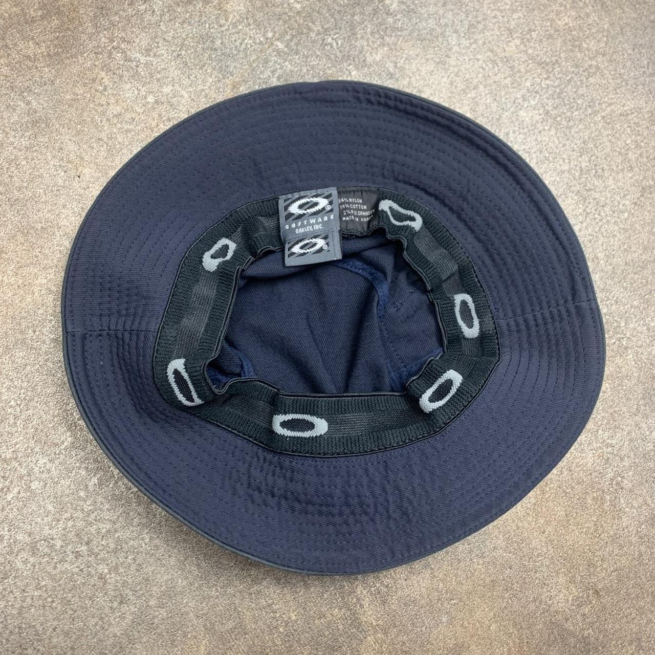 Oakley Software 90s dark navy pocket bucket hat