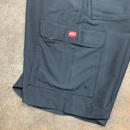 Quiksilver 90s black baggy cargo shorts