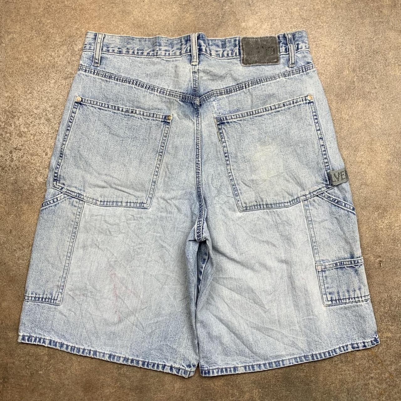 Levi’s Silvertab 90s baggy carpenter jorts (32")