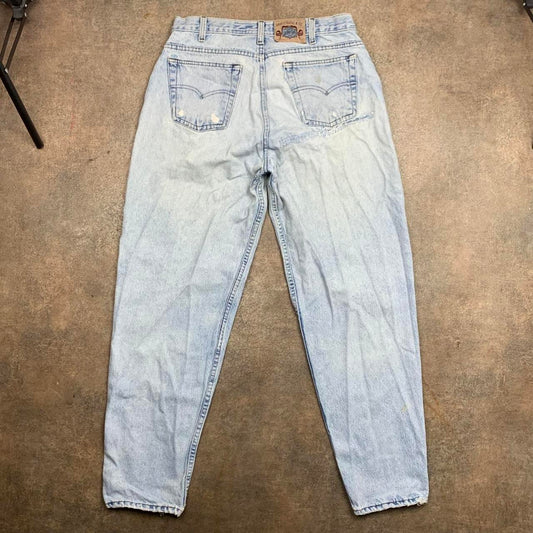 Levi's Silvertab 90s light blue denim jeans