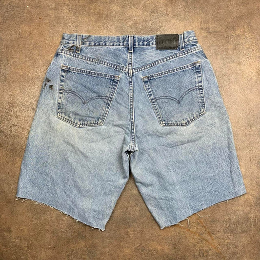 Levi’s Silvertab 00s baggy washed light blue denim jorts