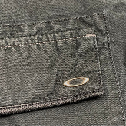 Oakley Software 00s black logo collar button shirt