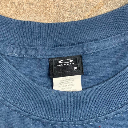 Oakley 00s blue navy logo graphic tee