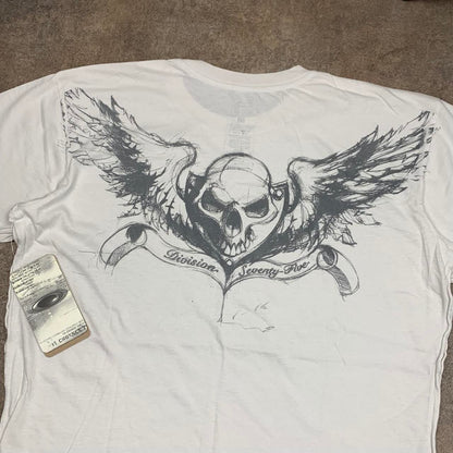 Oakley Flying Tiger 00s white graphic tee