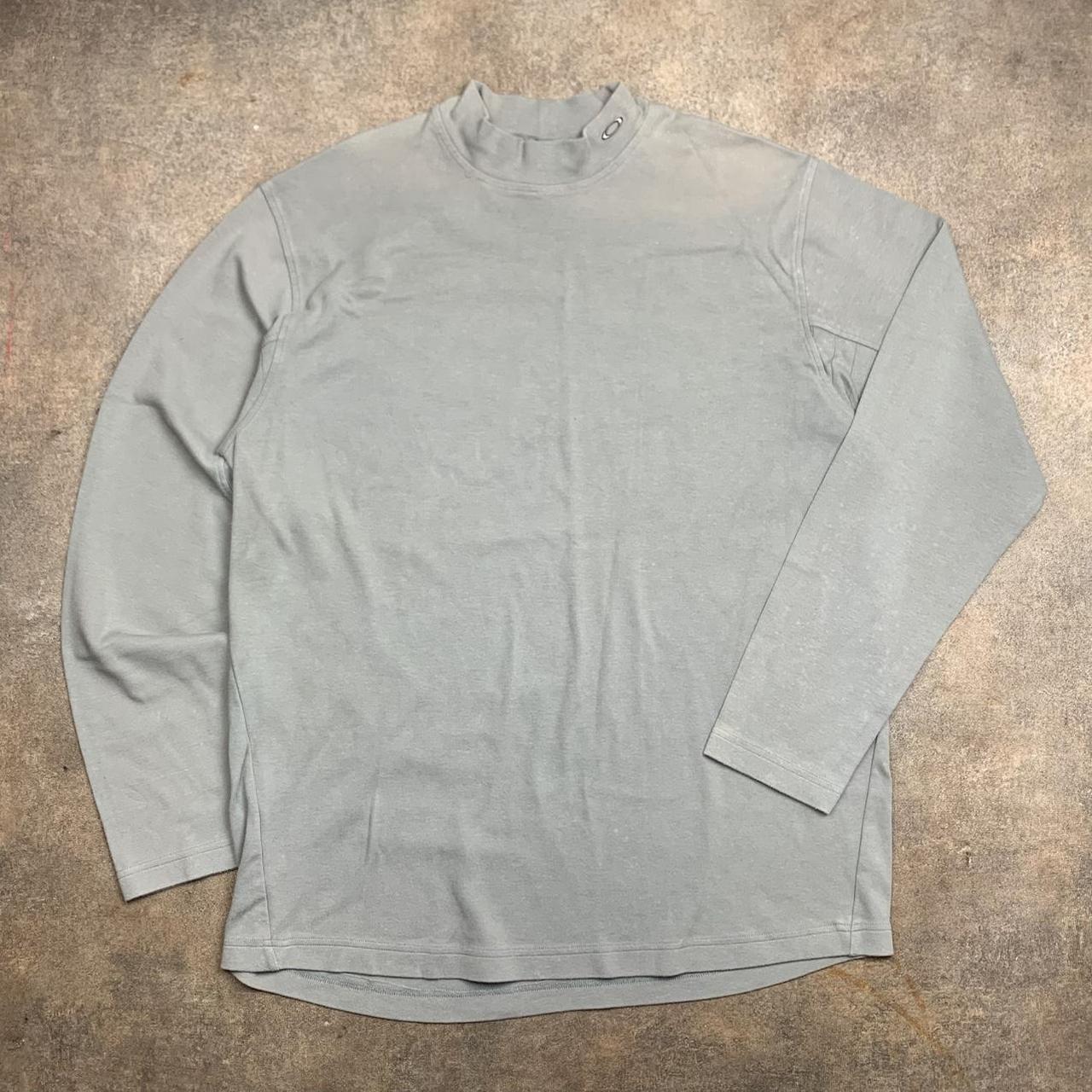 Oakley Software 00s light grey long sleeve tee