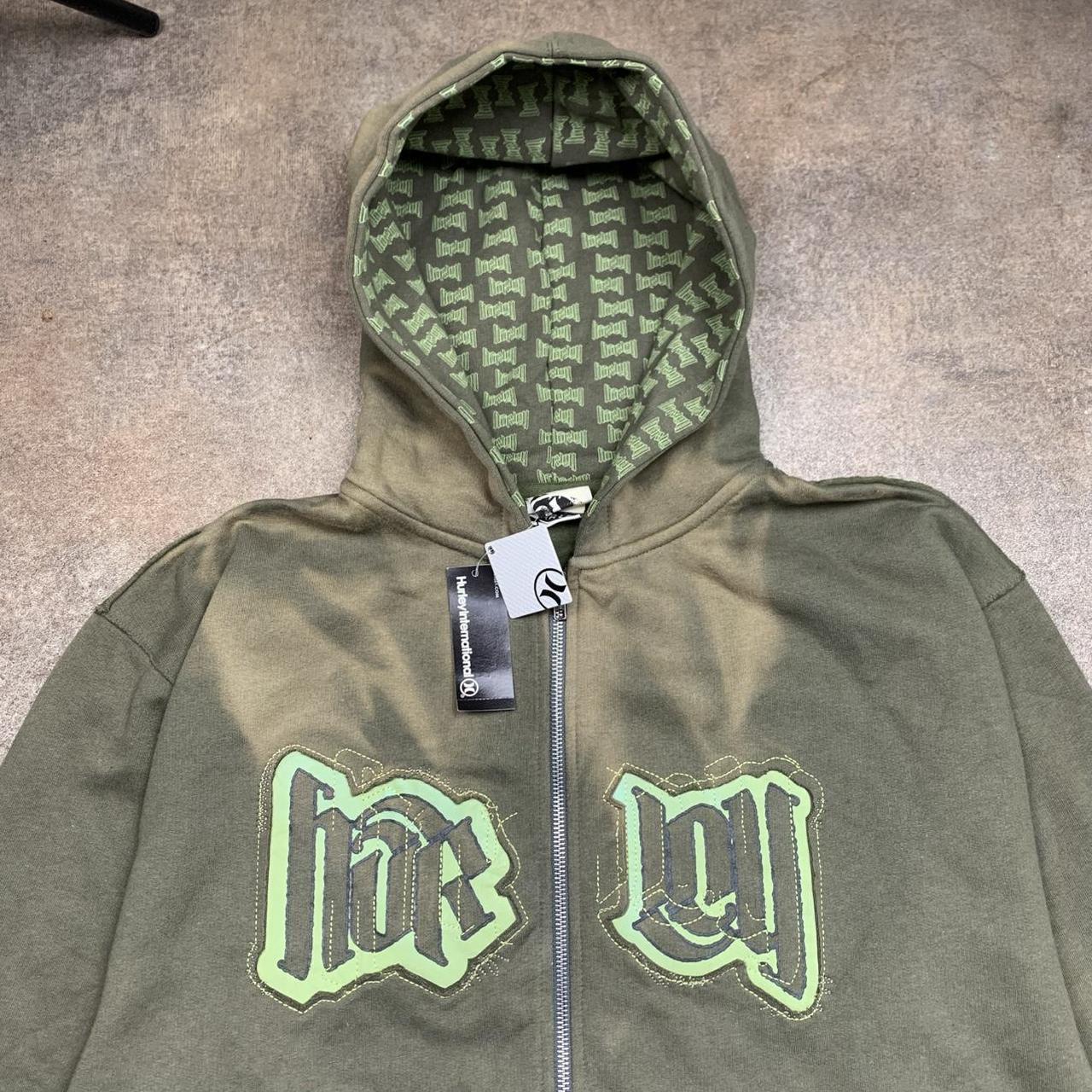 Hurley 00s khaki graphic boxy zip hoodie