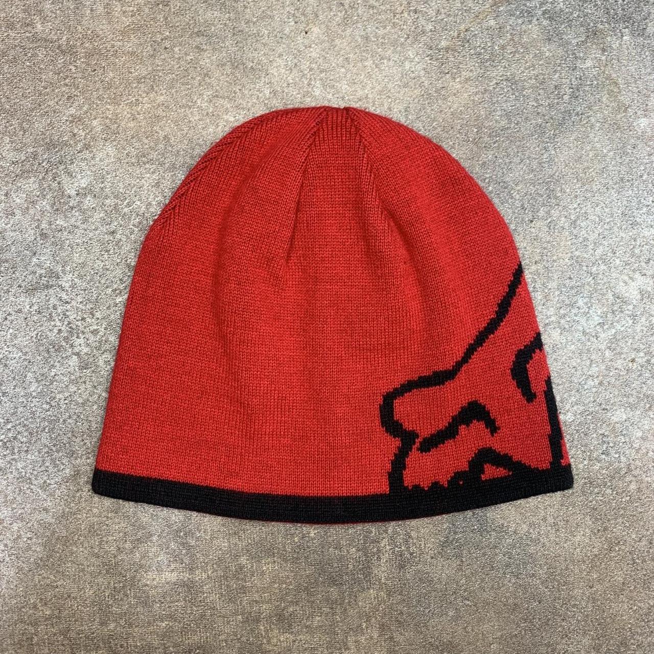 Fox Racing 00s reversible black red graphic skully beanie