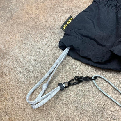 Mountain Hardwear technical black grey gloves