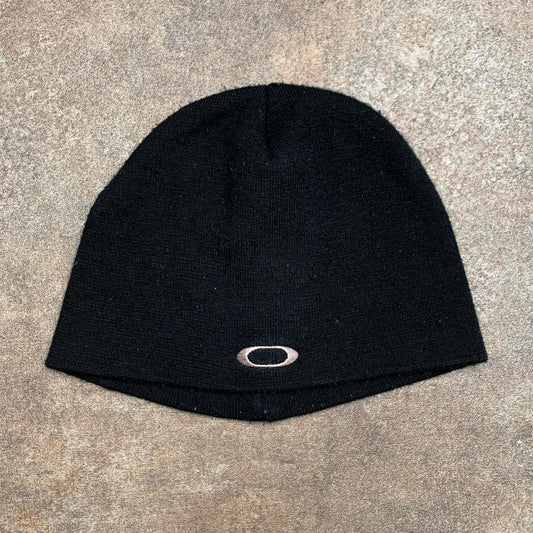 Oakley Software 00s black logo skully beanie