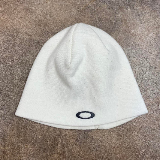 Oakley Software 00s white logo skully beanie