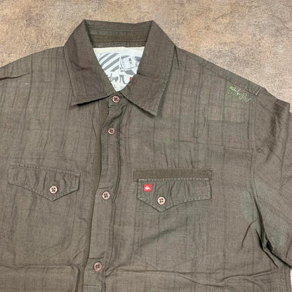 Quiksilver 00s brown green graphic shirt
