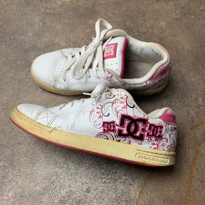 DC Shoes Pixie 00s white pink graphic trainers