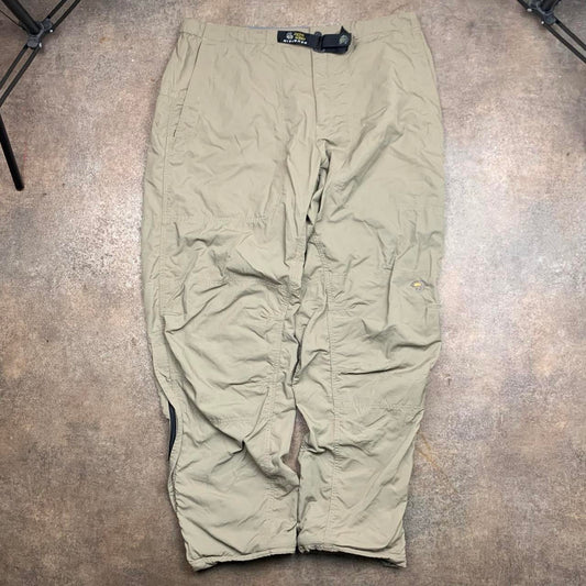 Mountain Hardwear 00s utilised hiking trousers