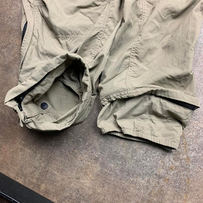 Mountain Hardwear 00s utilised hiking trousers
